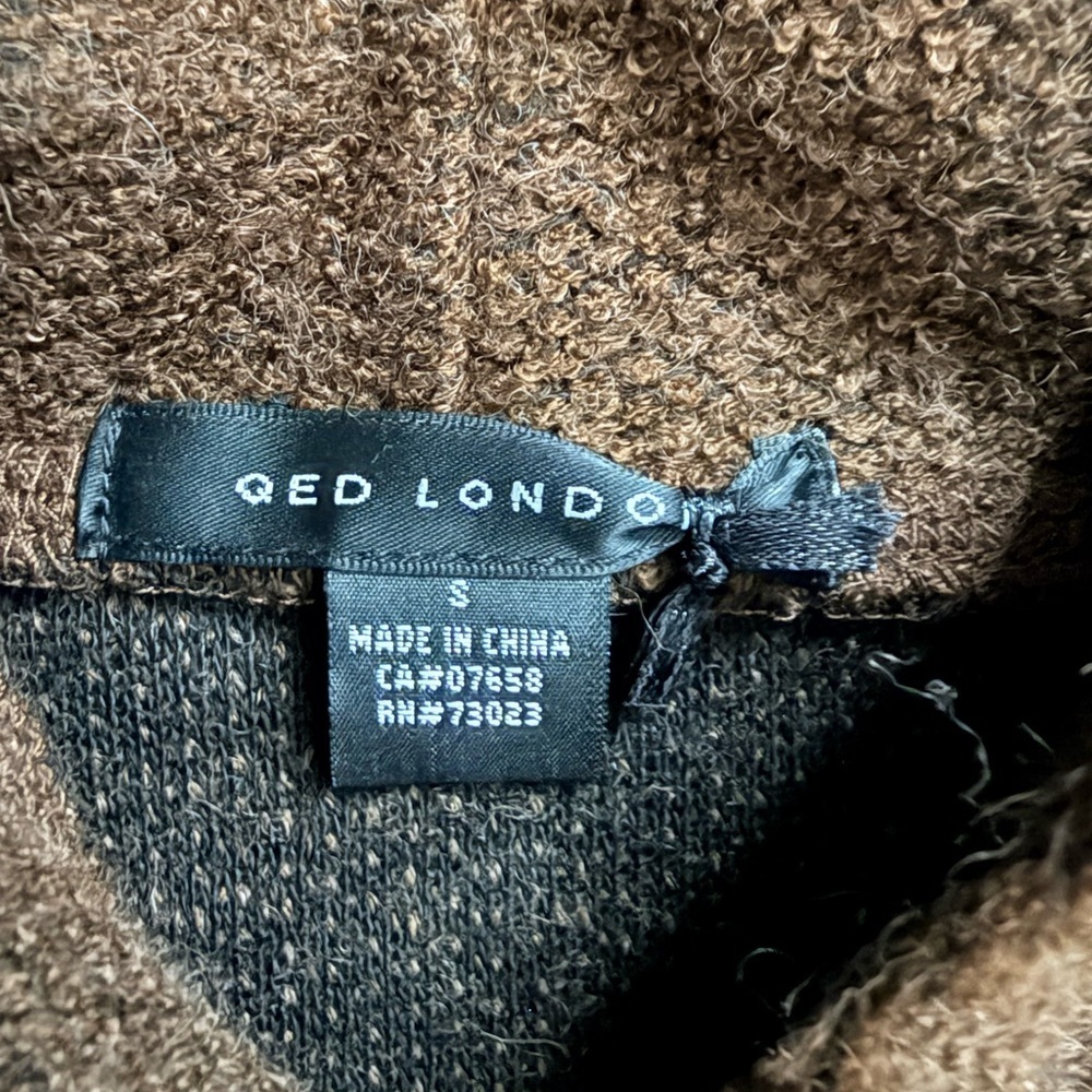 QED London Brown Hooded Swim Coverup - Picture 3 of 5